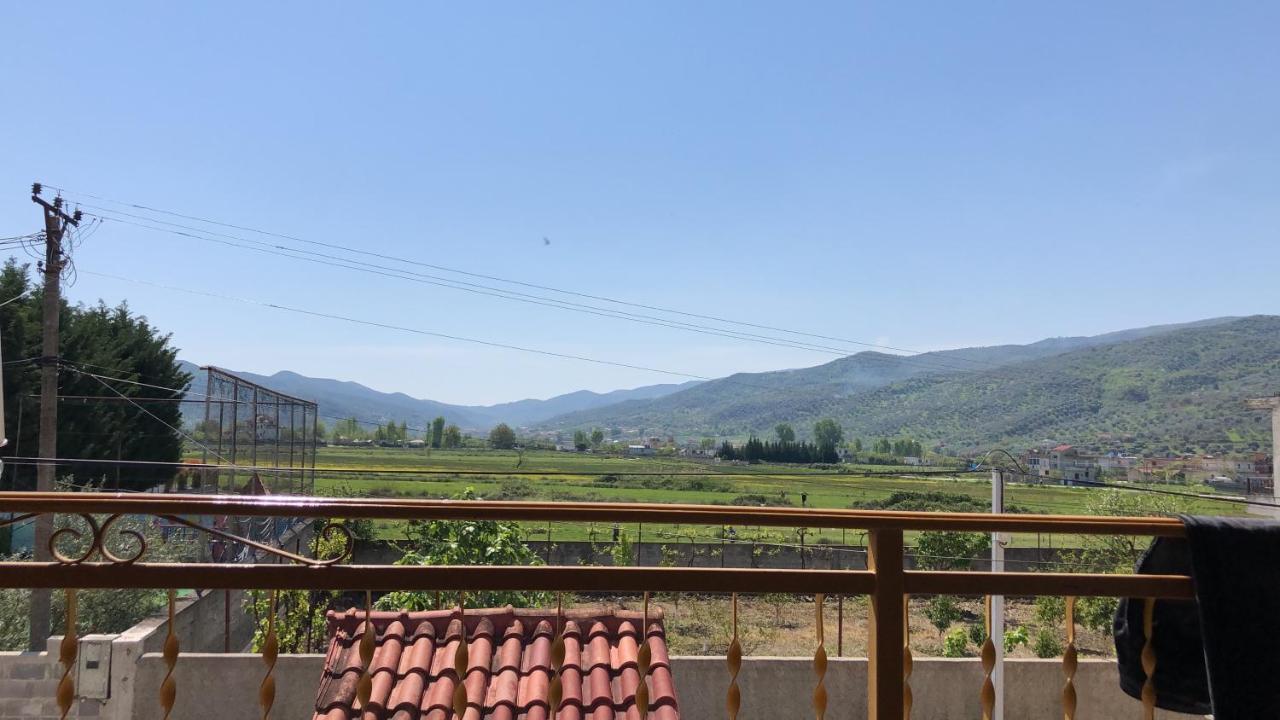 Raisa Guesthouse 12 培拉特 外观 照片