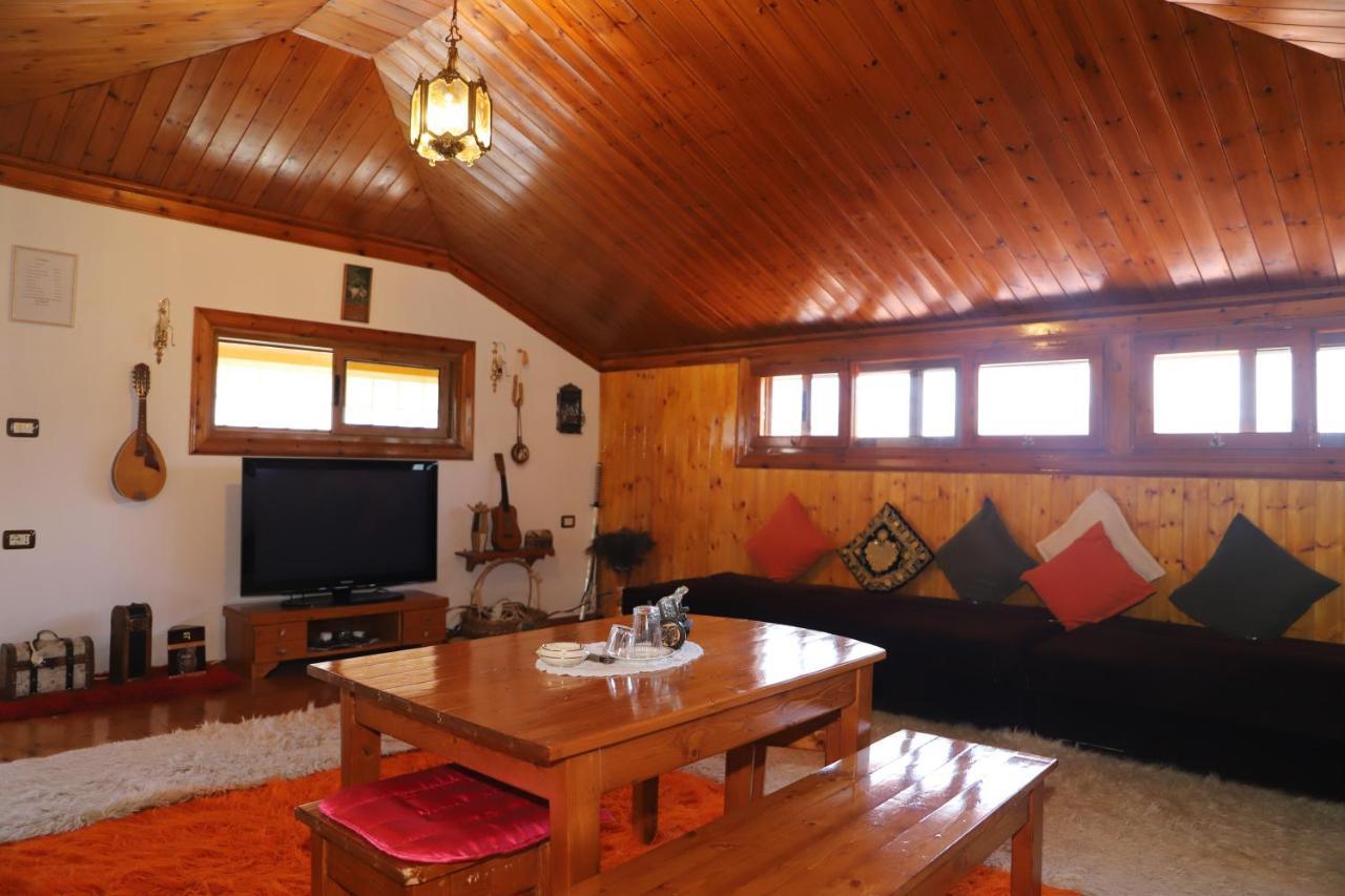 Raisa Guesthouse 12 培拉特 外观 照片