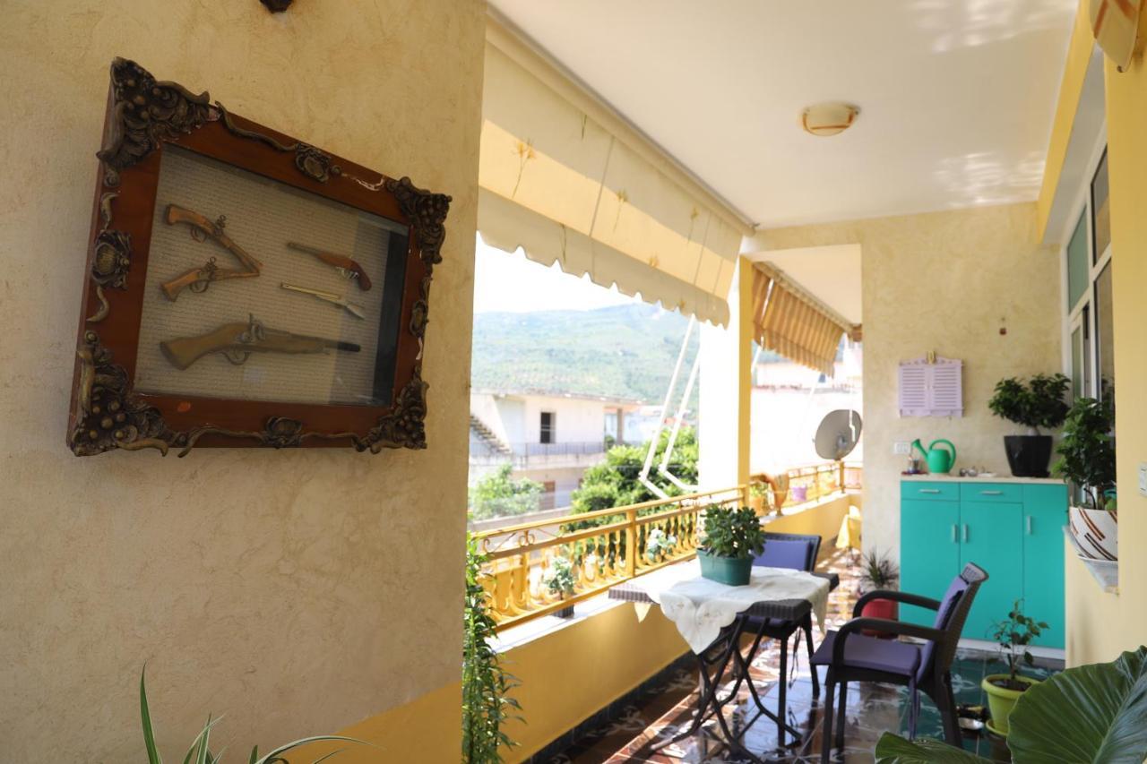 Raisa Guesthouse 12 培拉特 外观 照片